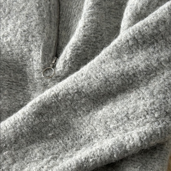 Wilfred Heather Gray Cropped Zip-Turtleneck Sweater - Picture 6 of 6